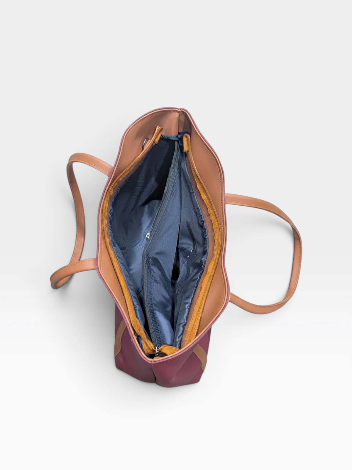 Wave Contrast Tote Bag